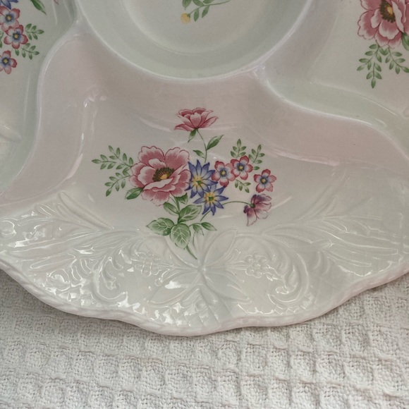 Vintage Jay Import Co. Floral Print With Embossing Divided Serving Dish - Picture 4 of 4